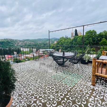 Green Flower Hotel Кутаиси Екстериор снимка