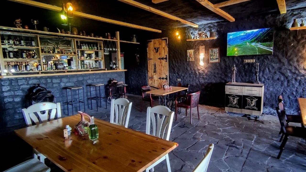 Green Flower Hotel Кутаиси Екстериор снимка